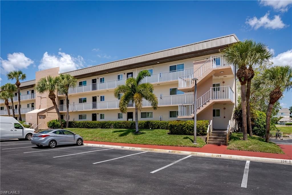 1008 Manatee RD G106, NAPLES, FL 34114 — photo 2