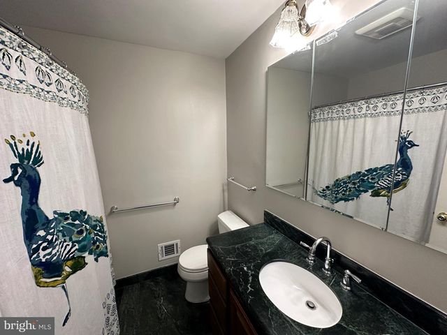 2503 STIRRUP LN, Alexandria, VA 22308