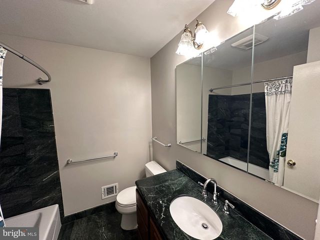 2503 STIRRUP LN, Alexandria, VA 22308