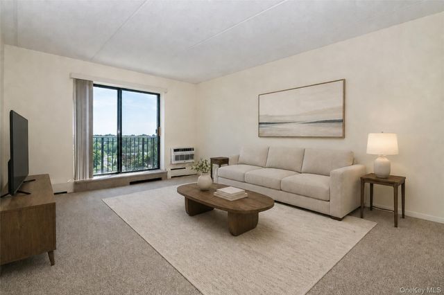 123 Mamaroneck Avenue 614, Mamaroneck, NY 10543