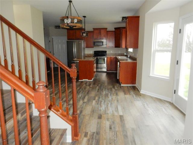 904 Indian Rock Court, Wentzville, MO 63385