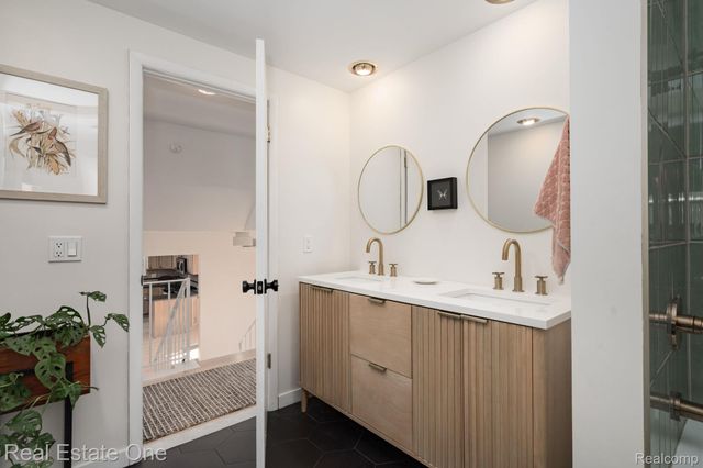 1441 Lila Drive, Troy, MI 48085