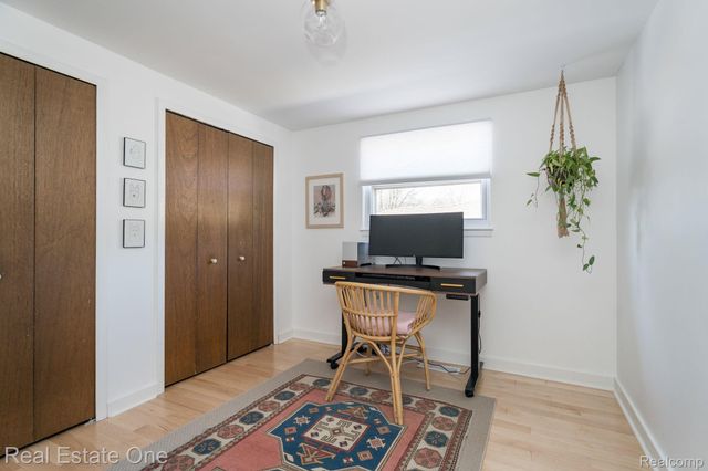 1441 Lila Drive, Troy, MI 48085