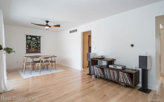 1441 Lila Drive, Troy, MI 48085