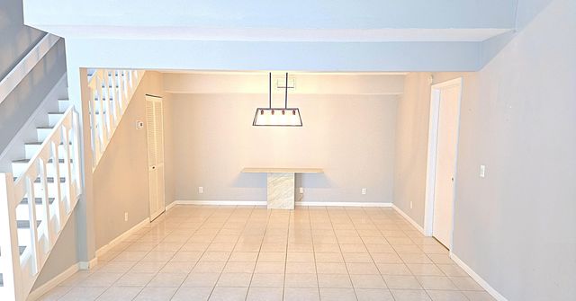 82 Maplecrest Circle, Jupiter, FL 33458