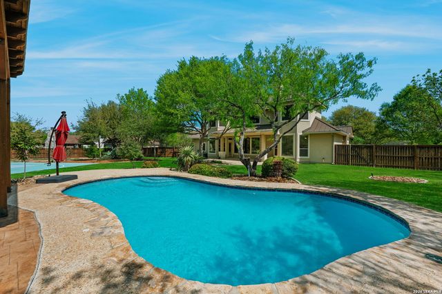 30017 Fairway Vista, Boerne, TX 78015