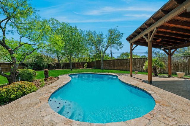 30017 Fairway Vista, Boerne, TX 78015