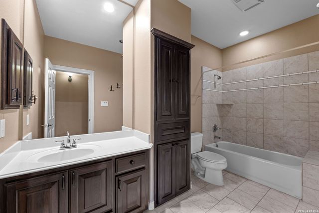 30017 Fairway Vista, Boerne, TX 78015