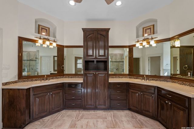 30017 Fairway Vista, Boerne, TX 78015