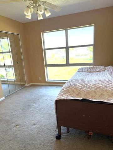 315 Circle Drive 202, Boynton Beach, FL 33435