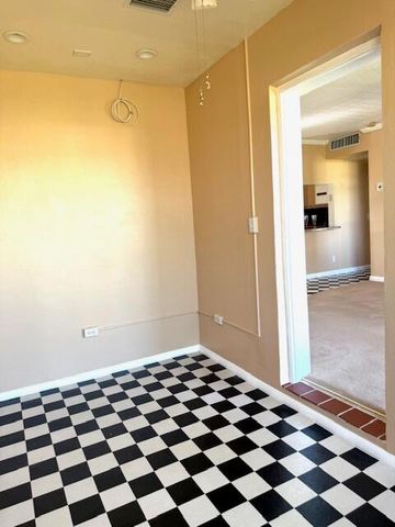 315 Circle Drive 202, Boynton Beach, FL 33435