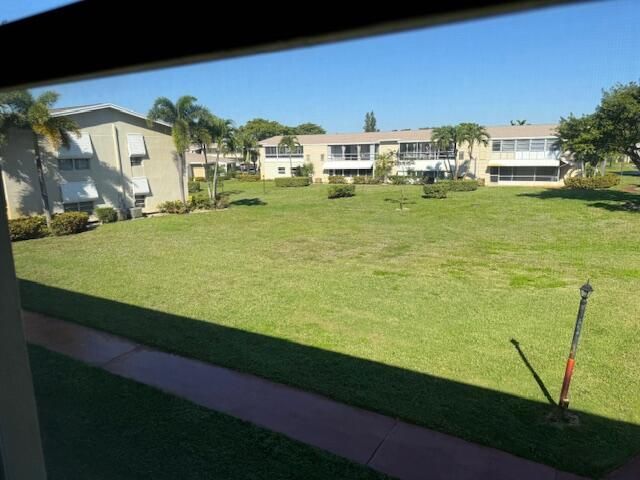 315 Circle Drive 202, Boynton Beach, FL 33435