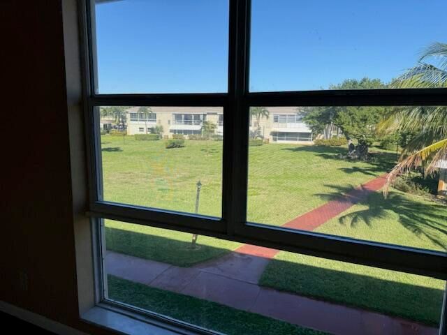 315 Circle Drive 202, Boynton Beach, FL 33435