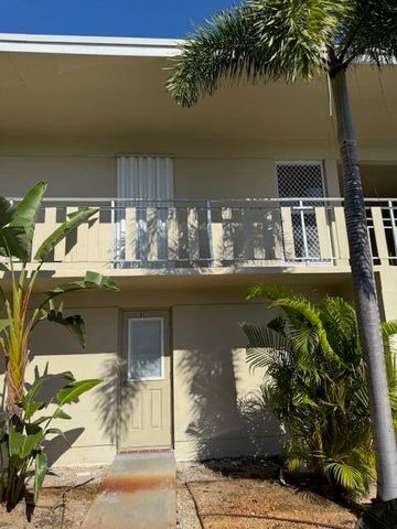 315 Circle Drive 202, Boynton Beach, FL 33435