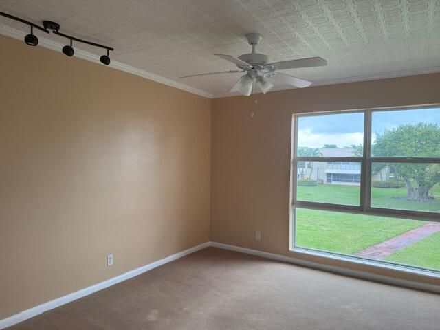 315 Circle Drive 202, Boynton Beach, FL 33435