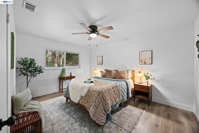 2136 Holbrook Drive, Concord, CA 94519