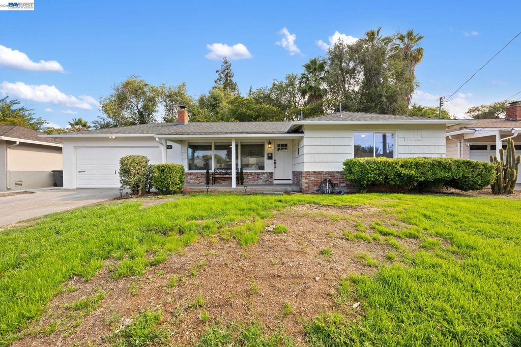 2136 Holbrook Drive, Concord, CA 94519