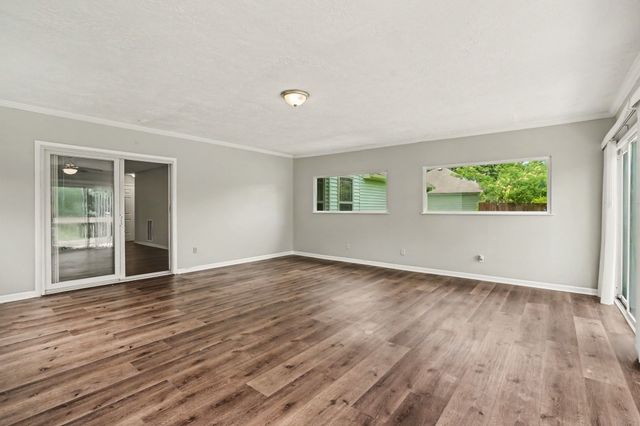 2414 Stones Throw Dr, Murfreesboro, TN 37129