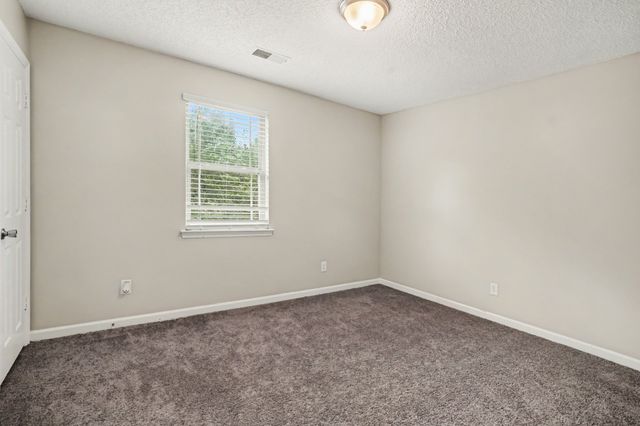 2414 Stones Throw Dr, Murfreesboro, TN 37129