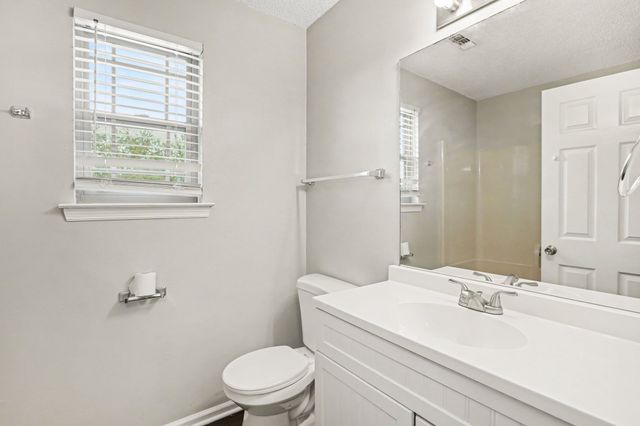 2414 Stones Throw Dr, Murfreesboro, TN 37129