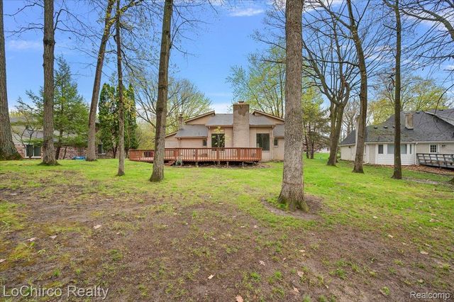 6019 Glen Eagles Drive, West Bloomfield Charter Township, MI 48323