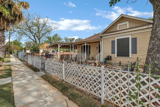 1518 W Travis, San Antonio, TX 78207