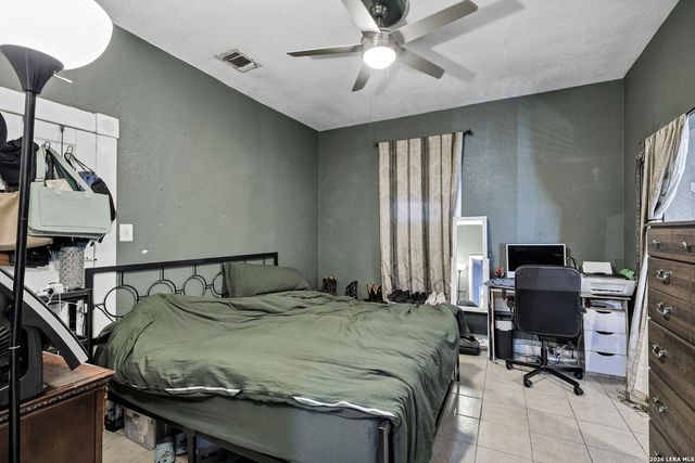 1518 W Travis, San Antonio, TX 78207