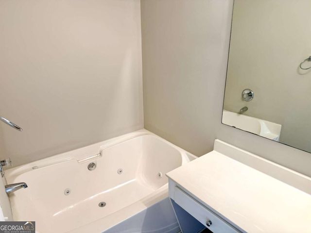 837 Crestwell Circle SW, Atlanta, GA 30331