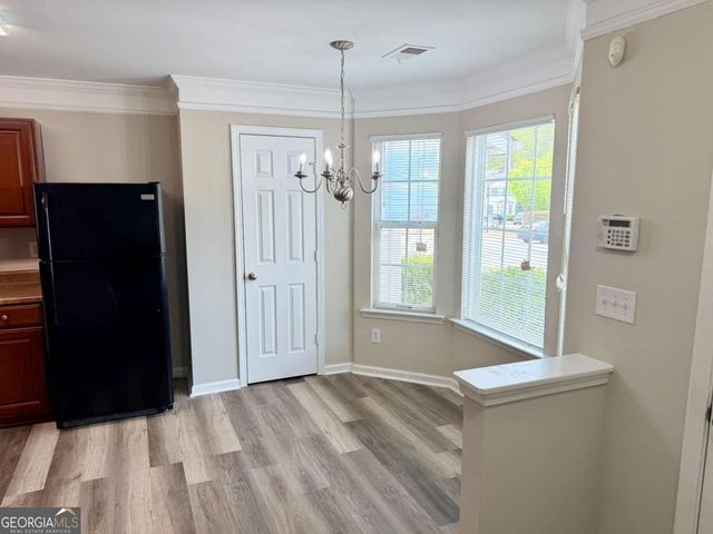 837 Crestwell Circle SW, Atlanta, GA 30331