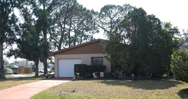 800 74TH AVENUE N, St Petersburg, FL 33702