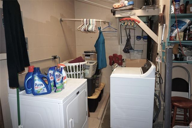 800 74TH AVENUE N, St Petersburg, FL 33702