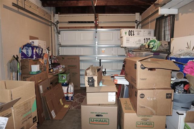 800 74TH AVENUE N, St Petersburg, FL 33702