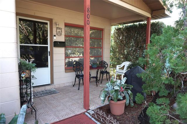 800 74TH AVENUE N, St Petersburg, FL 33702