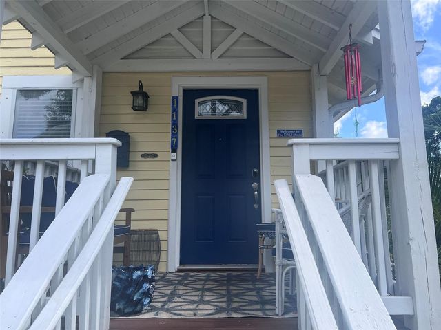 1137 HIGHLAND STREET S, St Petersburg, FL 33701