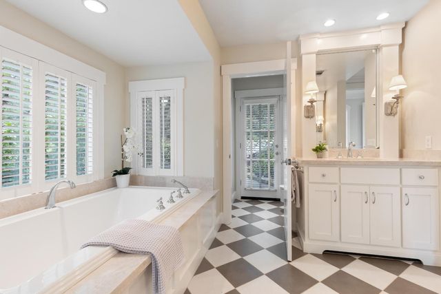 2280 Fieldstone Dr, Placerville, CA 95667