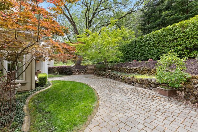 2280 Fieldstone Dr, Placerville, CA 95667