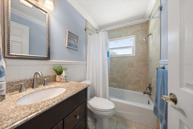 2233 SUNSET CIRCLE, Largo, FL 33774