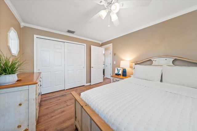 2233 SUNSET CIRCLE, Largo, FL 33774