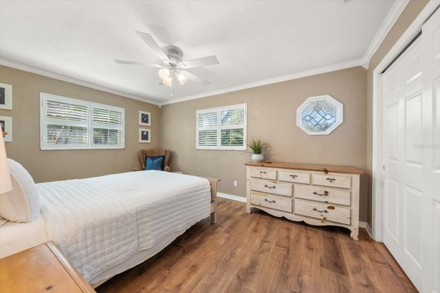 2233 SUNSET CIRCLE, Largo, FL 33774