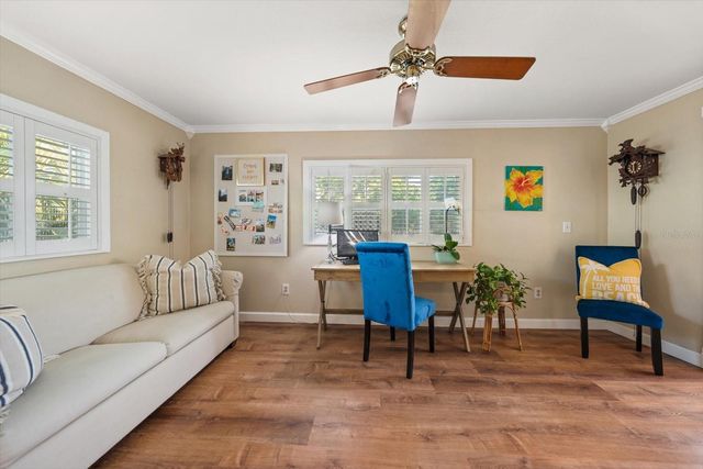 2233 SUNSET CIRCLE, Largo, FL 33774