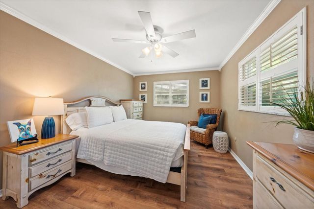 2233 SUNSET CIRCLE, Largo, FL 33774