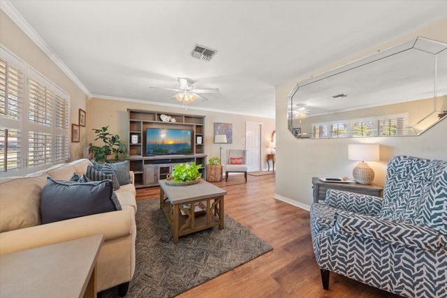 2233 SUNSET CIRCLE, Largo, FL 33774