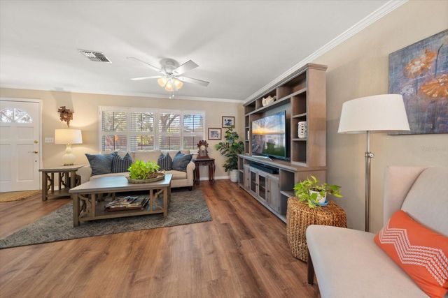 2233 SUNSET CIRCLE, Largo, FL 33774