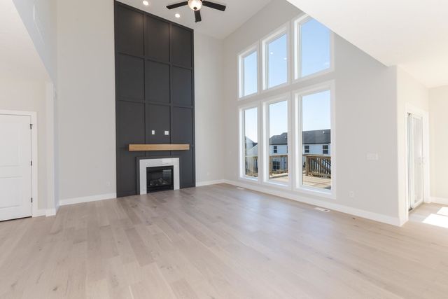 5215 Castlebar Drive, Bloomington, IL 61705