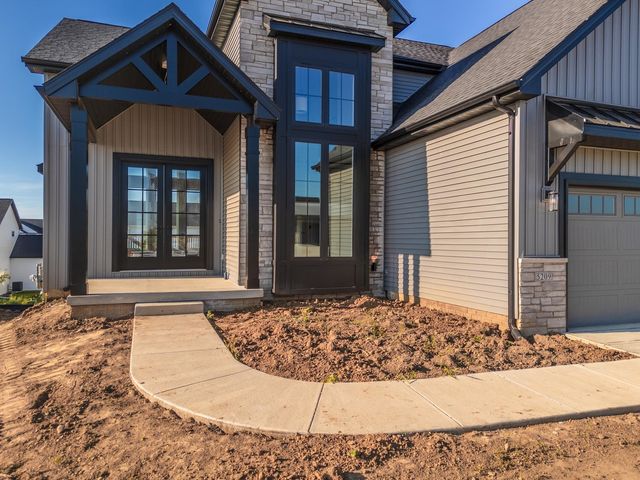 5215 Castlebar Drive, Bloomington, IL 61705