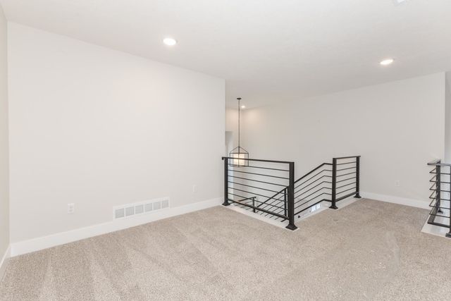 5215 Castlebar Drive, Bloomington, IL 61705