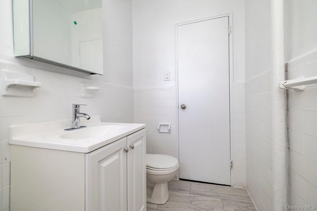 10-40 Neilson Street 2-C, Far Rockaway, NY 11691