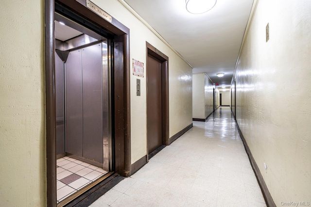 10-40 Neilson Street 2-C, Far Rockaway, NY 11691
