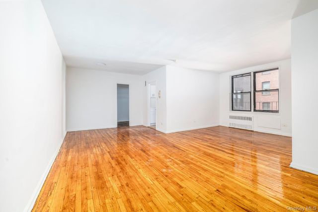 10-40 Neilson Street 2-C, Far Rockaway, NY 11691