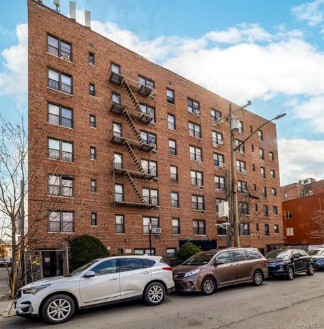 10-40 Neilson Street 2-C, Far Rockaway, NY 11691